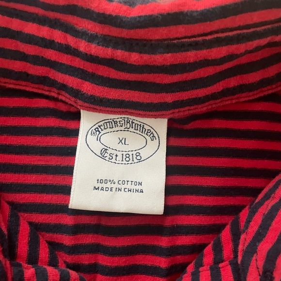 Brook’s Brother Red and Navy polo - Picture 3 of 5